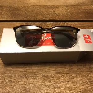 New men’s Ray Ban sunglasses